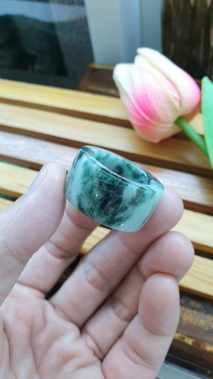 Jade Archer's Ring 11.75 US Type A Natural Jadeite Marbled Green