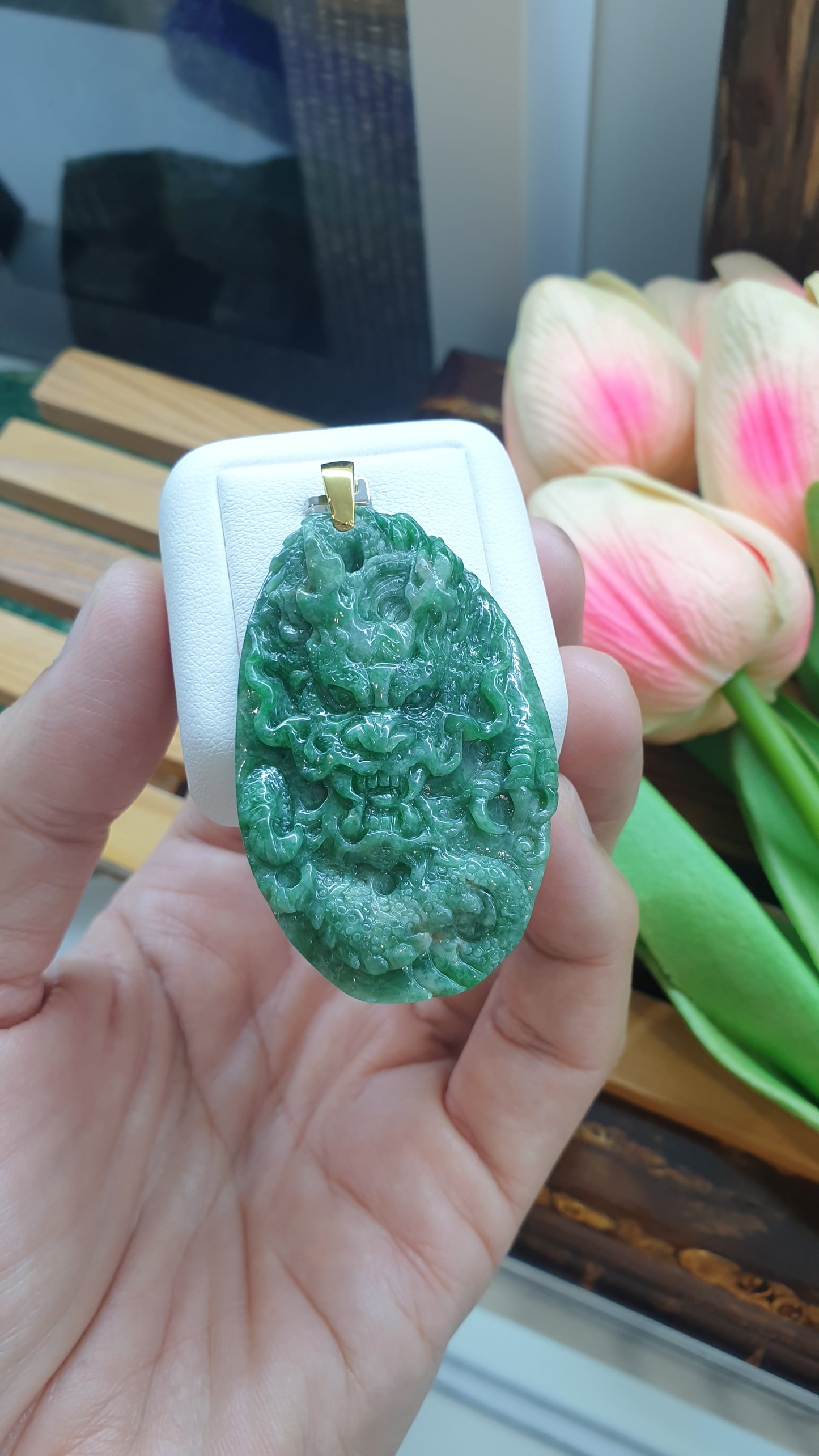 18K Gold Jade Dragon Pendant Fei Cui Type A Natural Green Jadeite