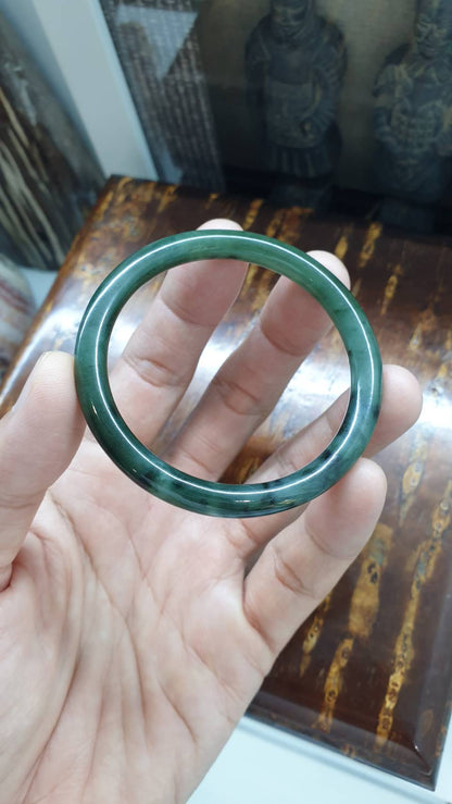 Green Jade Cylindrical Bangle (Size 53 - 54) | Type A Natural Jadeite