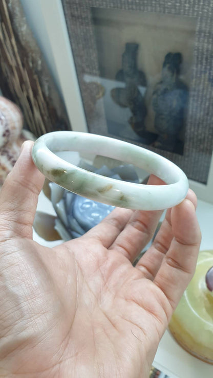 Plus Size Hok Lok Siew Bangle Size 72 - 73 Jade Vintage Bracelet