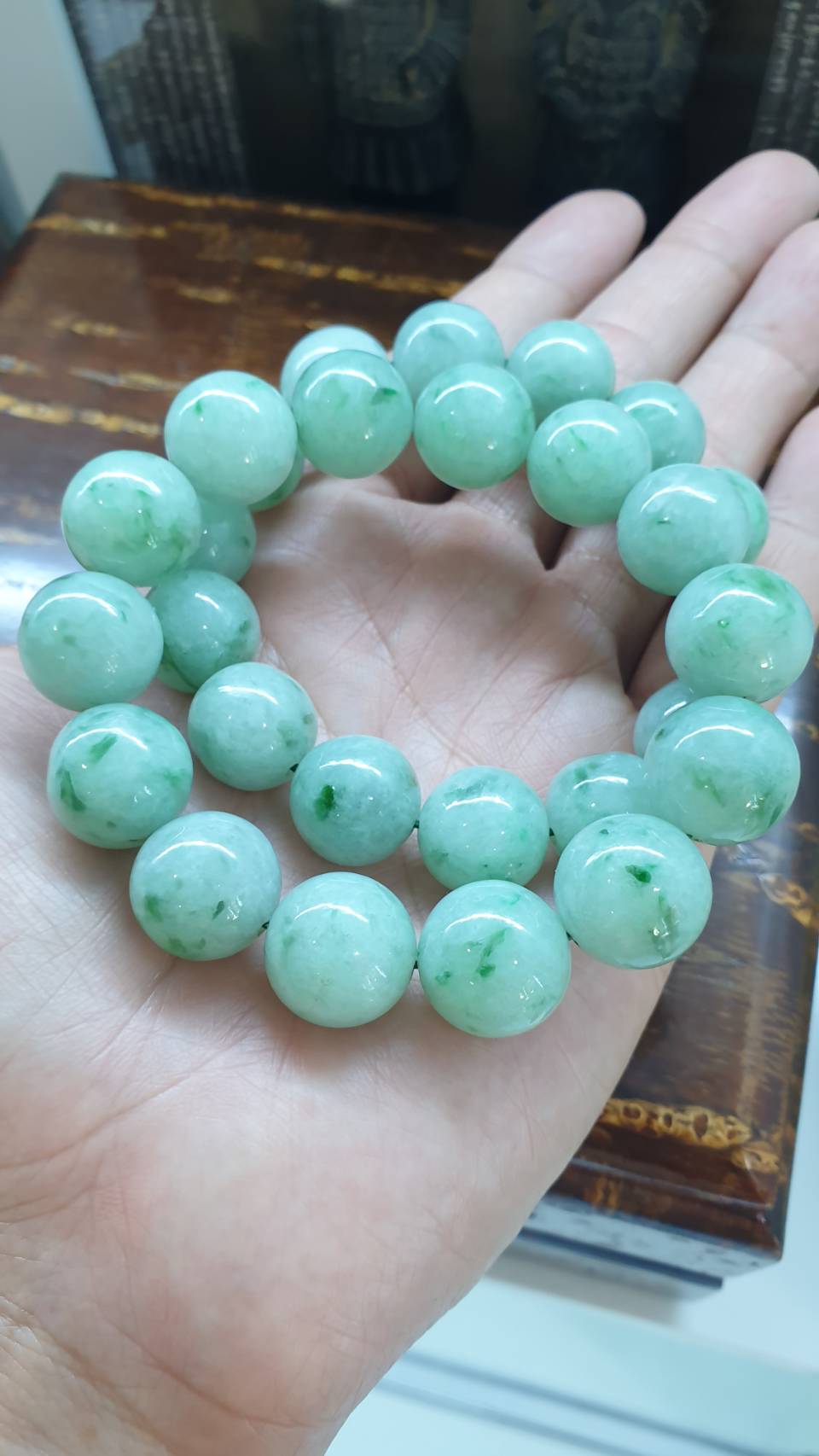 Luxury Jade Bracelet (17 cm, Selection) | Type A Natural Minty Green Jadeite | His or Hers Wrist Accessory
