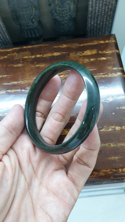Green Jade Bangle (Size 59 to 62) | Authentic Type A Jadeite