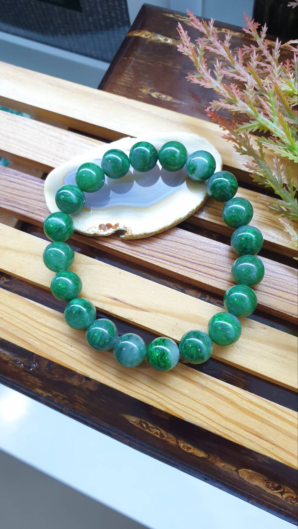 Mawsitsit Fei Cui Bracelet 17cm Watery Translucent Type A Natural Jade 10.5mm Beads