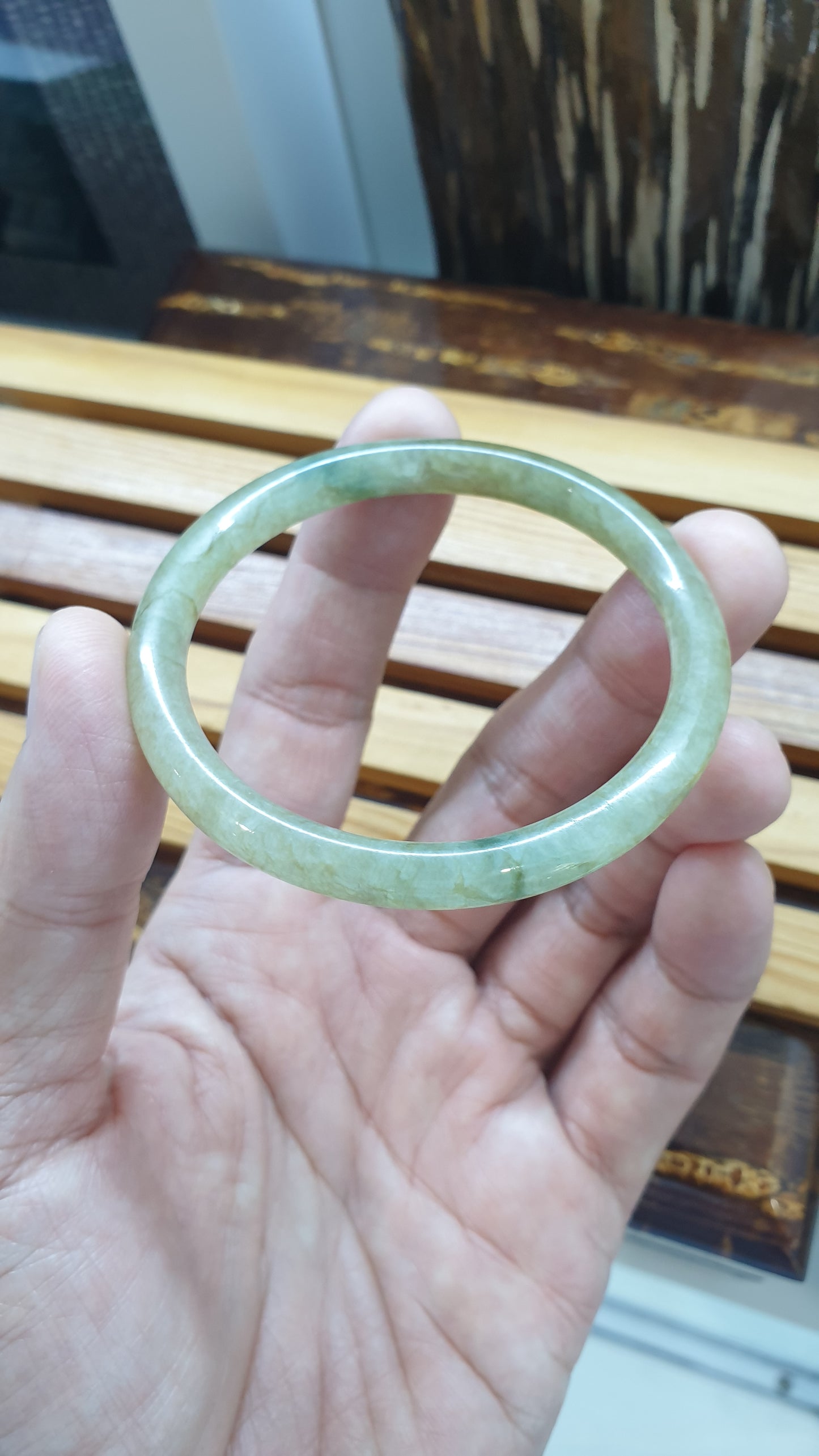 Honey Jade Cylindrical Slim Bangle S54.5 Type A Natural Myanmar Jadeite