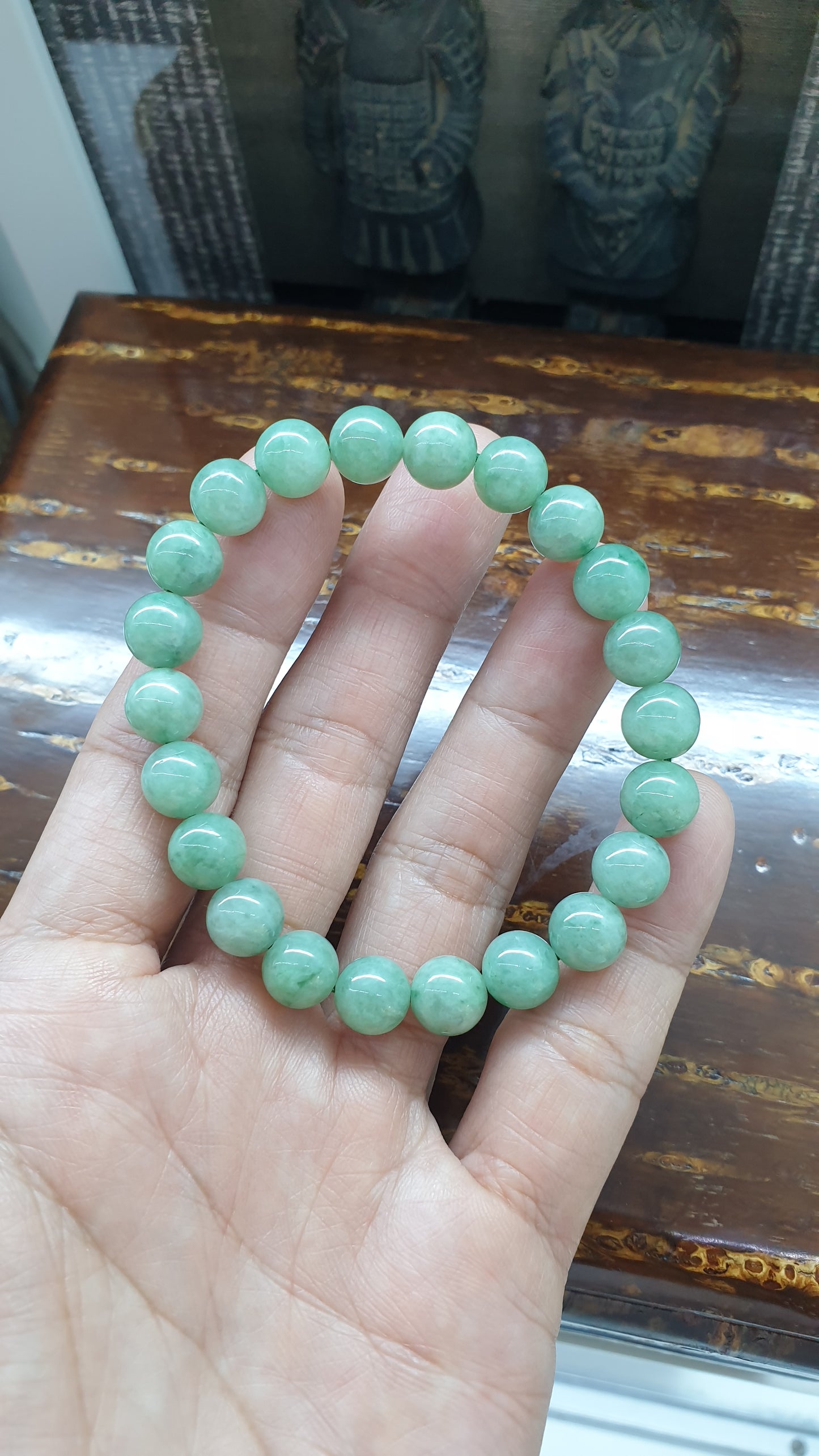 Type A Natural Green Jadeite Beaded Bracelet 17cm with 9mm Beads