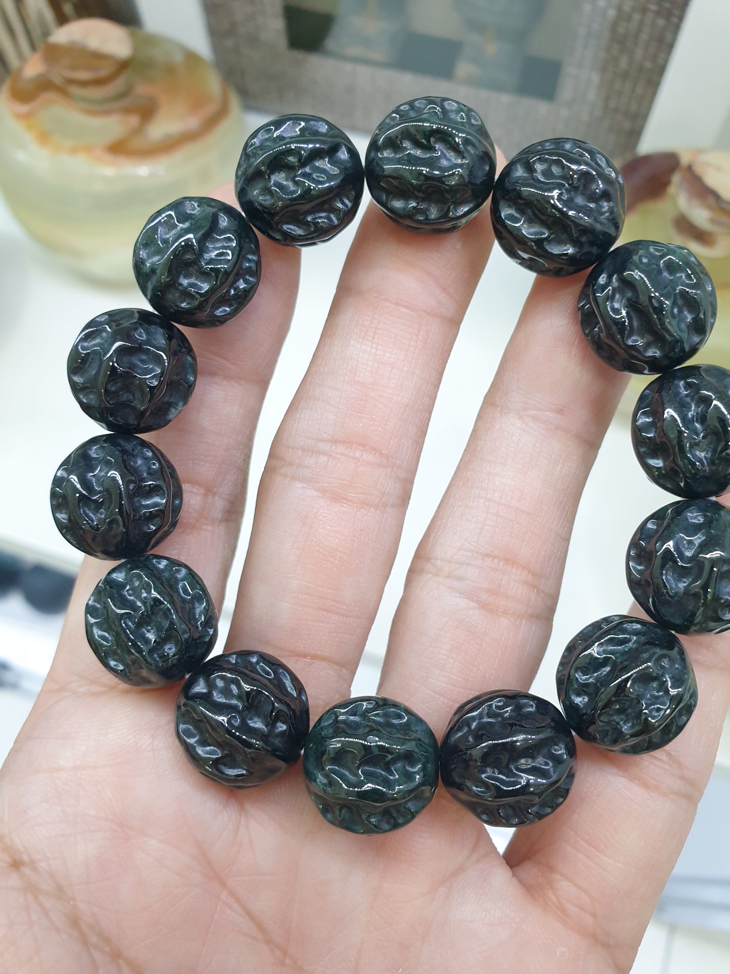 Type A Natural Black Jadeite Bodhi Bead Bracelet 17cm - Hand-Carved