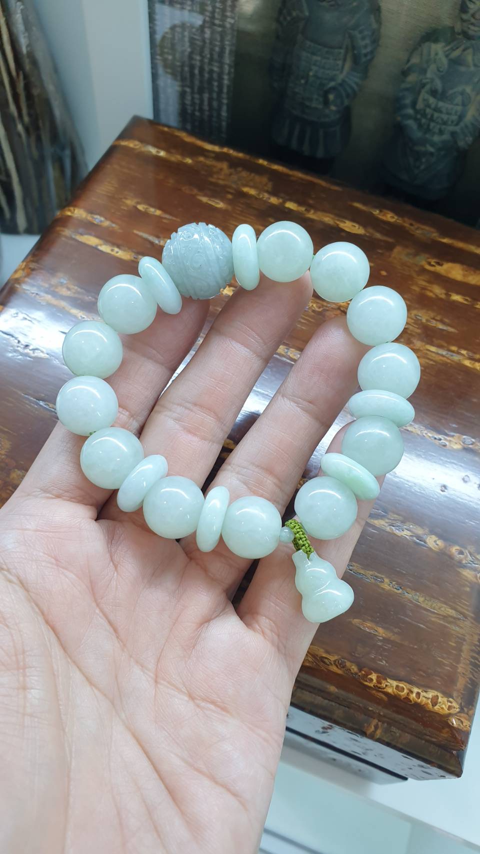 Jade Wu Lou & Ru Yi Charmbracelet (17.5 cm) | Type A Natural White Jadeite