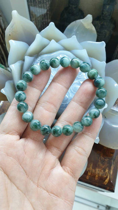 Premium Type A Natural Green-Marbled Jadeite 17cm Bracelet  Stretch Fit