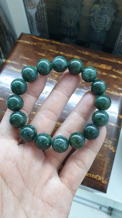 Gent's Style Marbled Green Jadeite Bracelet with 13.5mm Vintage Beads