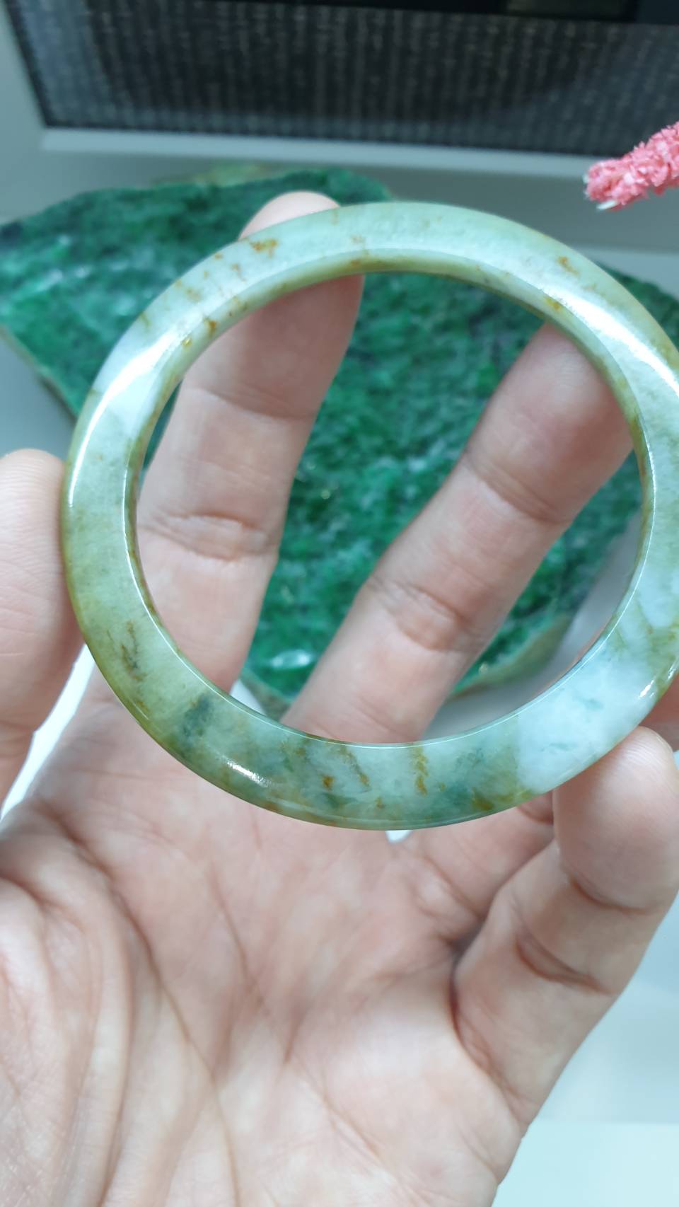 Honey Green Jade Slim Bangle S58.5 Myanmar Type A Jadeite 4.5mm Width