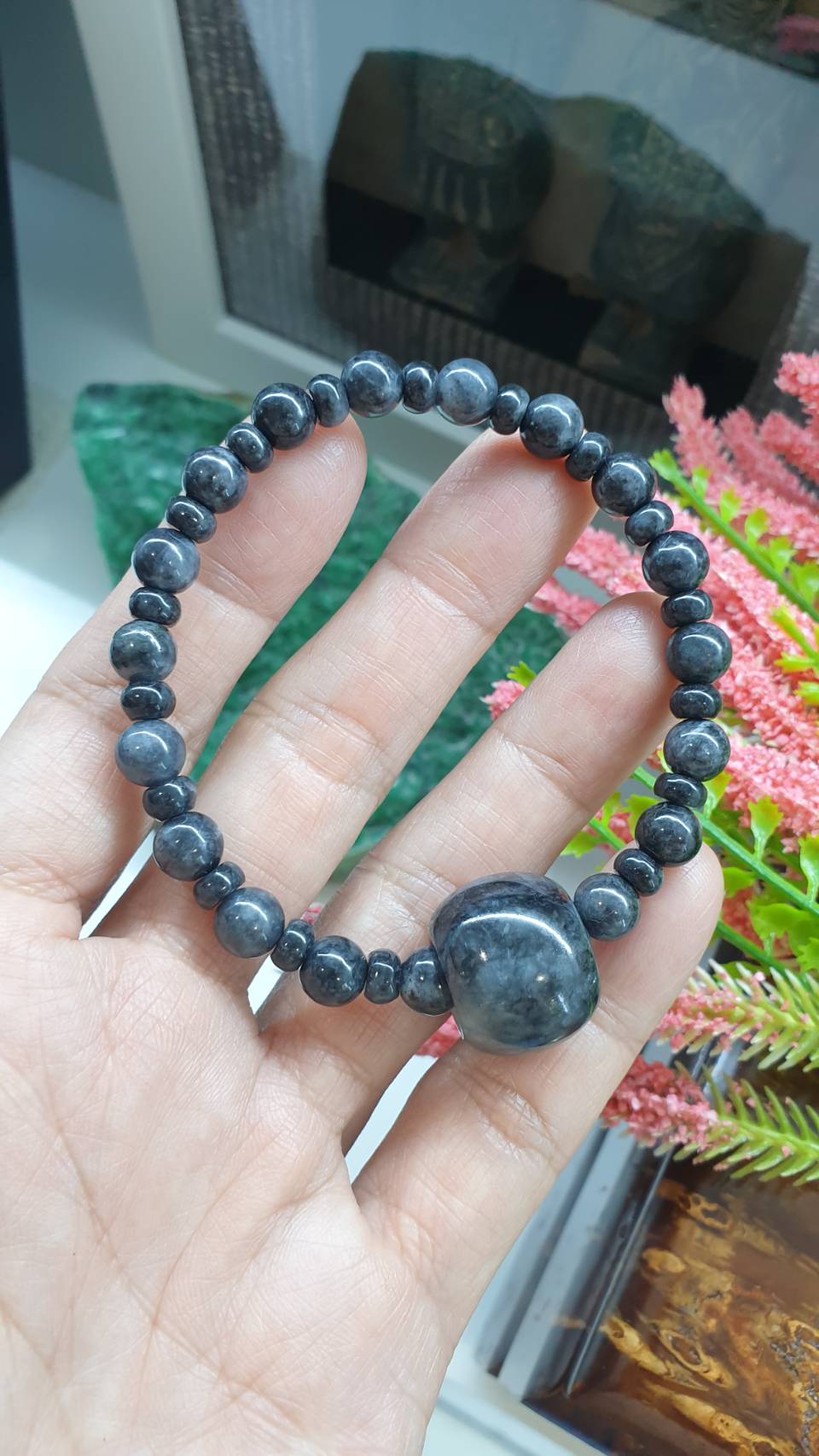 Black Jade Chic Bracelet 17cm Spinning Cylinder Charm Type A Natural Jadeite