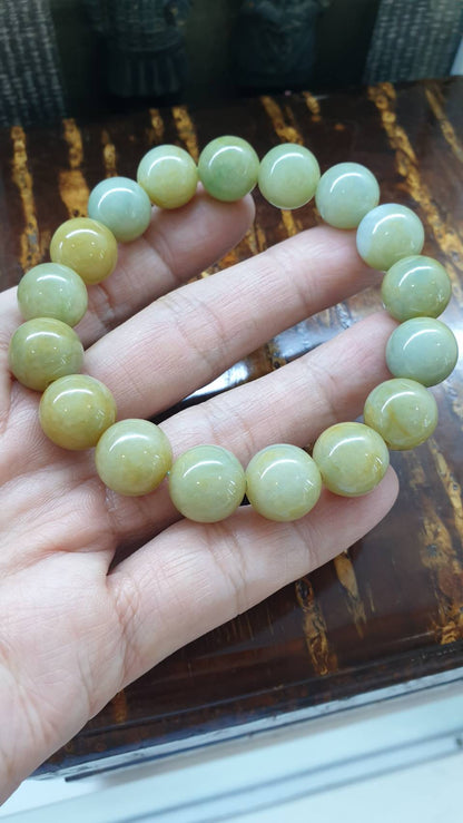 Honey Green Jade Bracelet (18.5 cm) | Type A Jadeite Vintage Beads | His or Hers Wrist Accessory