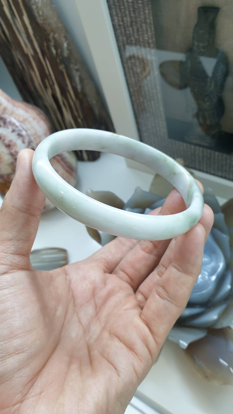 Plus Size Hok Lok Siew Bangle Size 72 - 73 Jade Vintage Bracelet