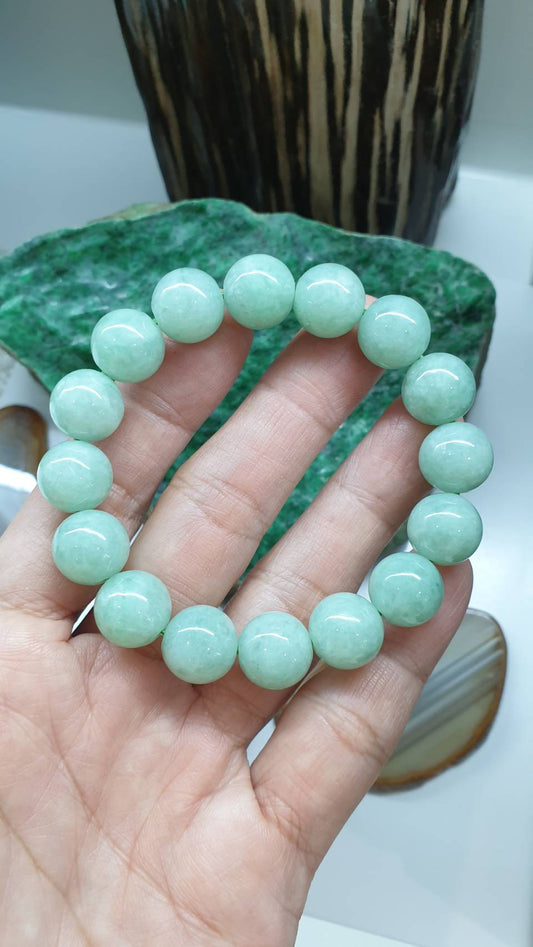 Apple Green Jadeite Bracelet with 12.5mm Beads - Type A Natural Jadeite