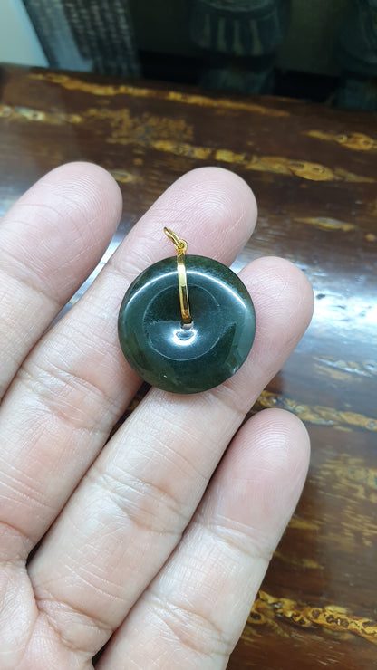 Jade Ping An Kou Pendant | Solid 18K Gold | Fei Cui - Type A Jadeite