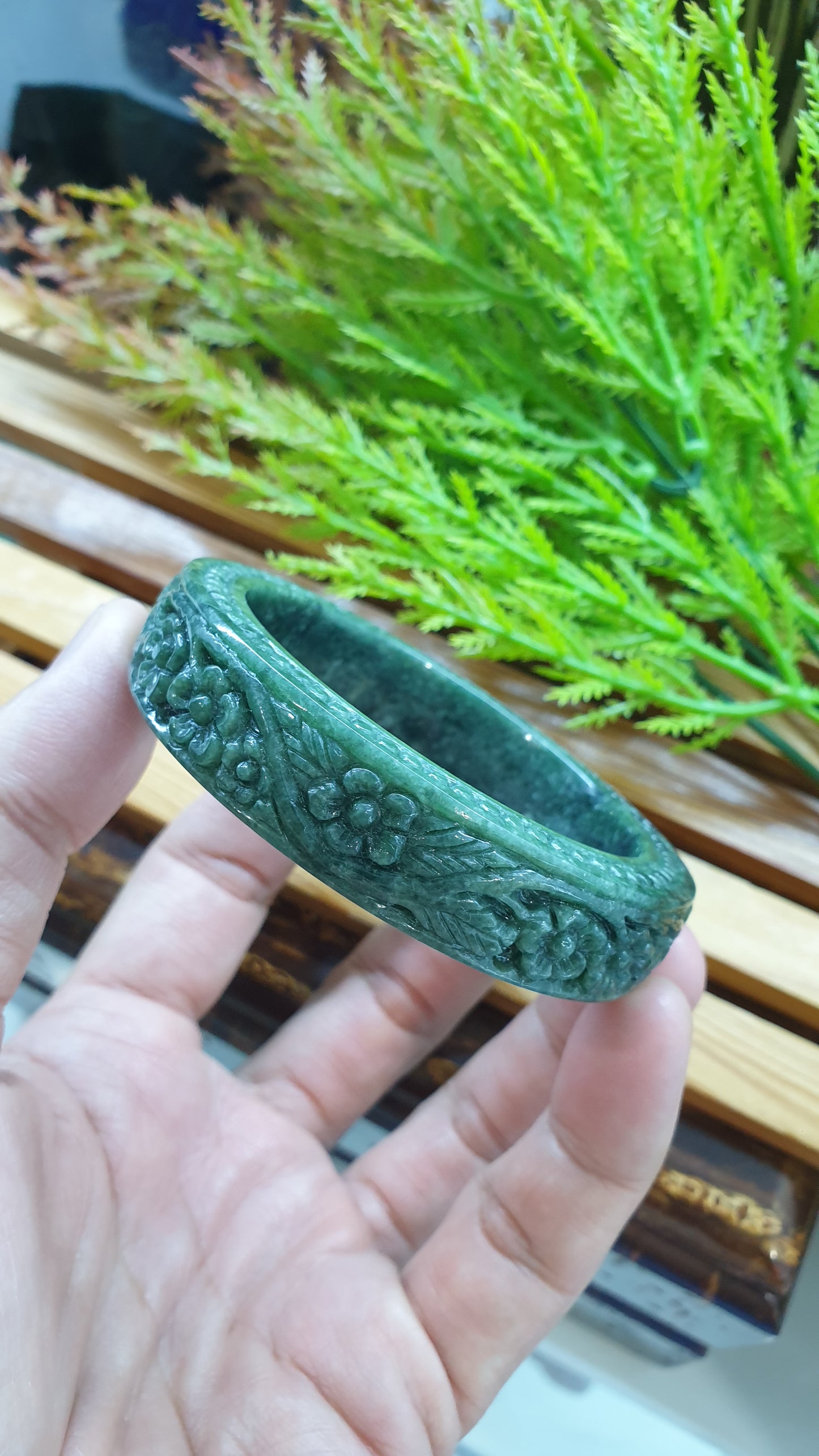 Vintage Jade Floral Bangle S56 Fei Cui Myanmar Jadeite Natural Marbled Green
