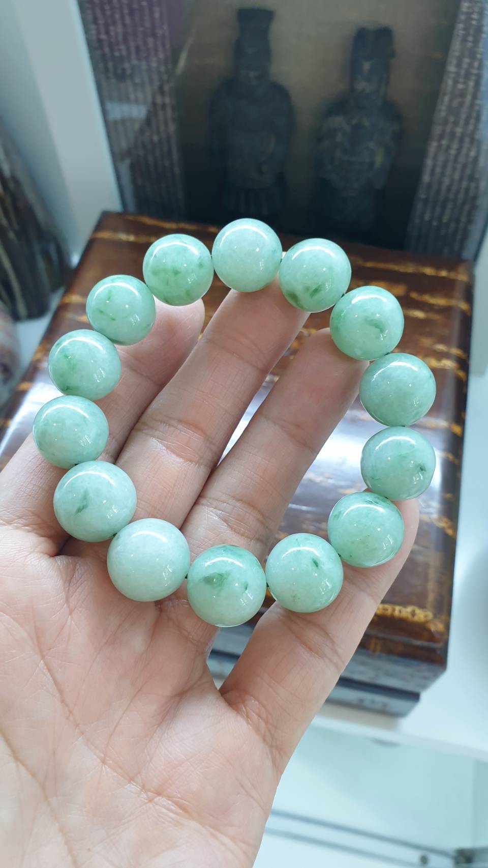 Luxury Jade Bracelet (17 cm, Selection) | Type A Natural Minty Green Jadeite | His or Hers Wrist Accessory