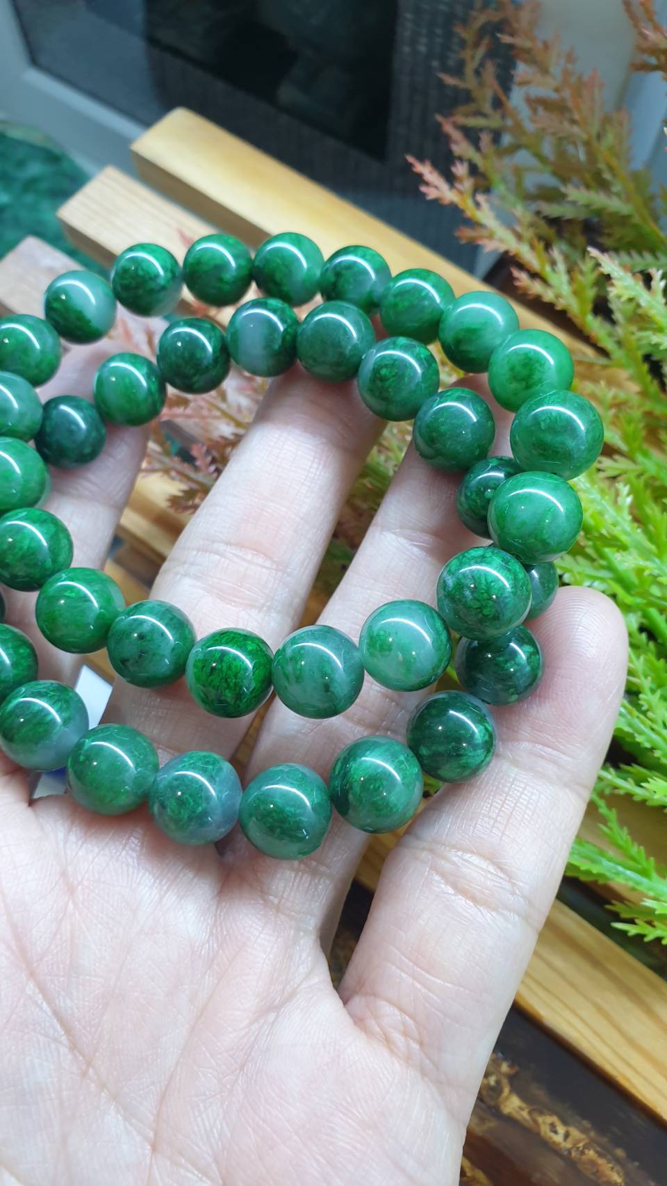 Mawsitsit Fei Cui Bracelet 17cm Watery Translucent Type A Natural Jade 10.5mm Beads