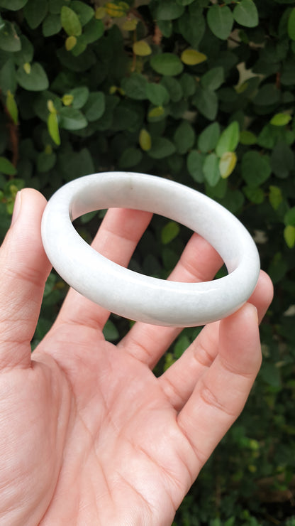Jade Vintage Bangle S58.7 Type A Burma Jadeite Natural White