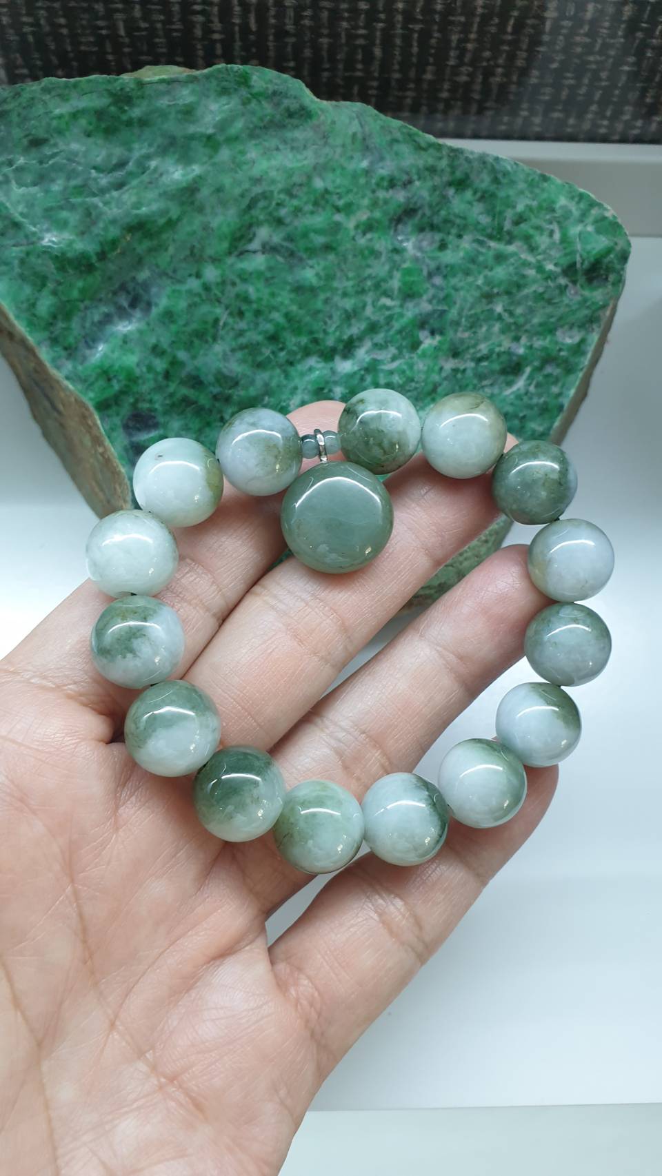 Single Charm Jade Bracelet 17cm Myanmar Natural Jadeite Type A Two Tone Beads