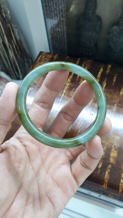 Honey Green Jade Cylindrical Bangle (Size 58 - 59) | Type A Natural Jadeite