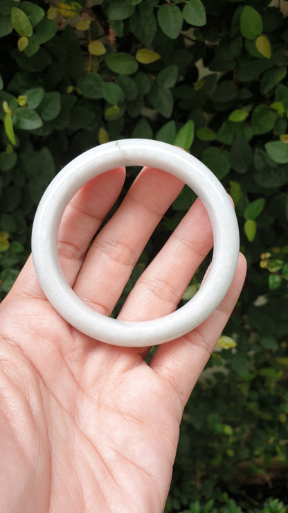 Jade Vintage Bangle S58.7 Type A Burma Jadeite Natural White