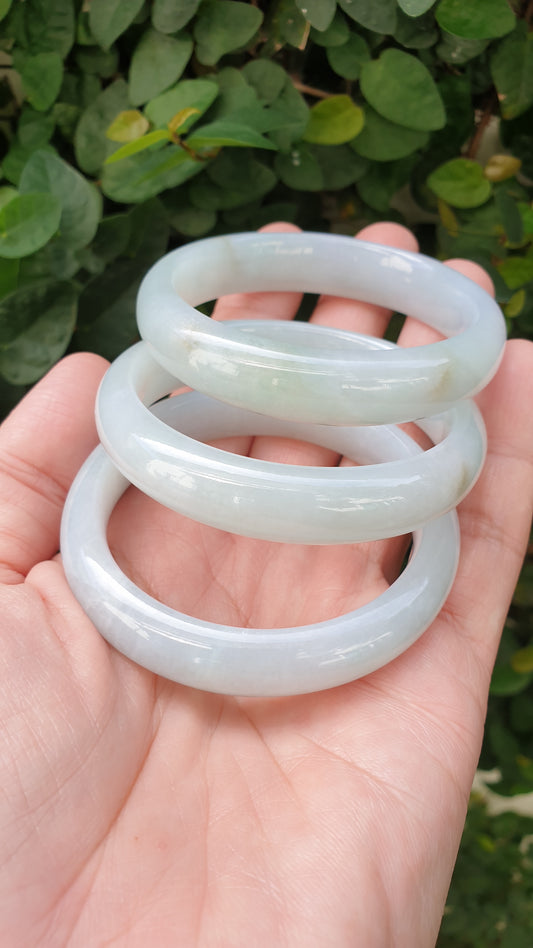 White Jade Vintage Bangles Blue Toned S52.5 Natural Myanmar Jadeite Type A