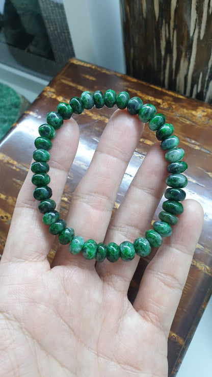 Type A Natural Green Jadeite Abacus Bracelet 18cm with Graduating Beads