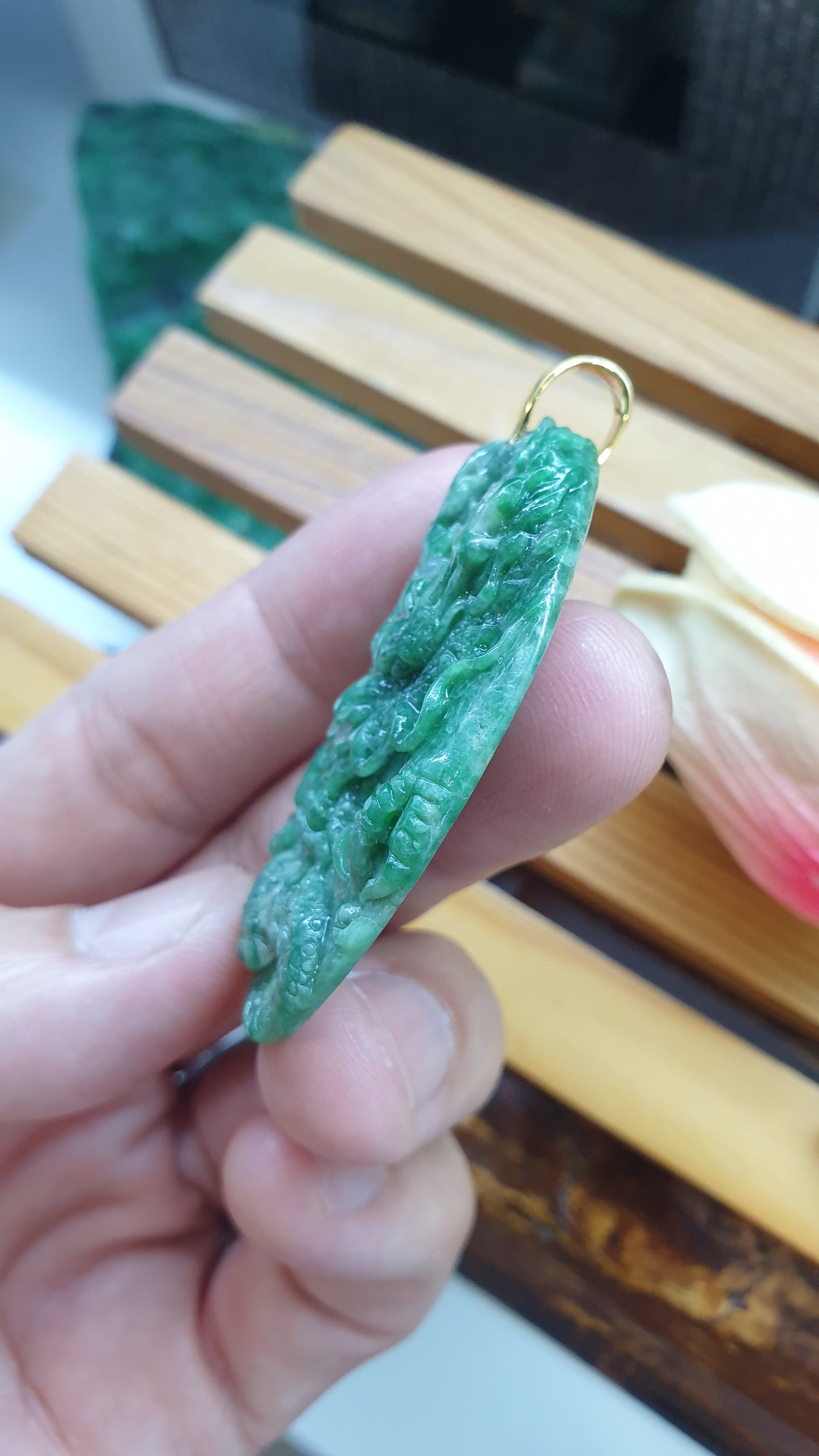 18K Gold Jade Dragon Pendant Fei Cui Type A Natural Green Jadeite