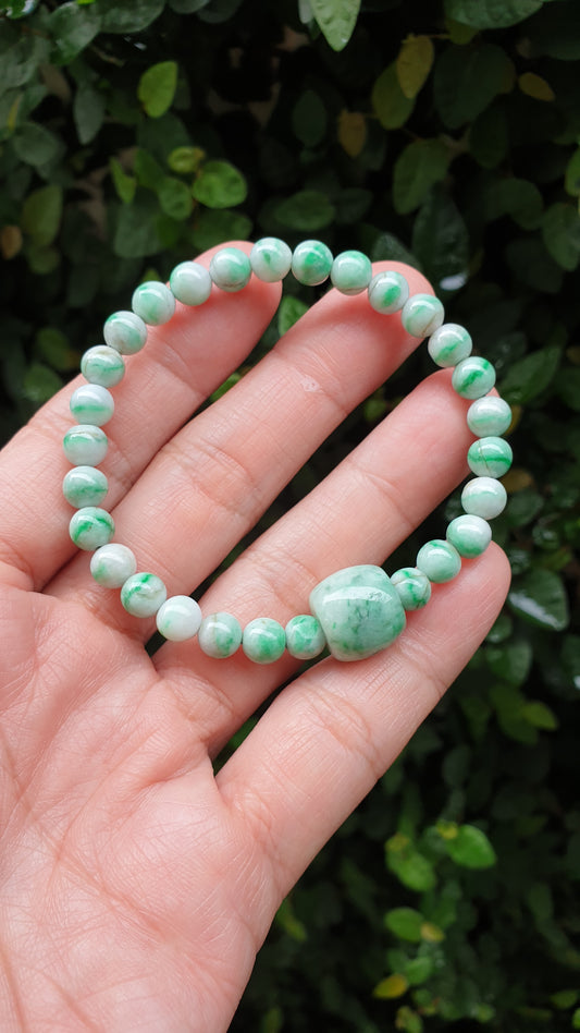 Moss in Snow Natural Jade Bracelet 17cm Type A Burma Jadeite Vintage Handmade Beads