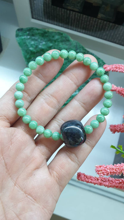 Apple Green Jade Stress Bracelet 17cm Spinning Charm Type A Myanmar Jadeite