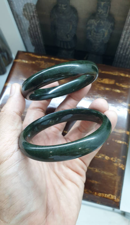 Green Jade Bangle (Size 59 to 62) | Authentic Type A Jadeite