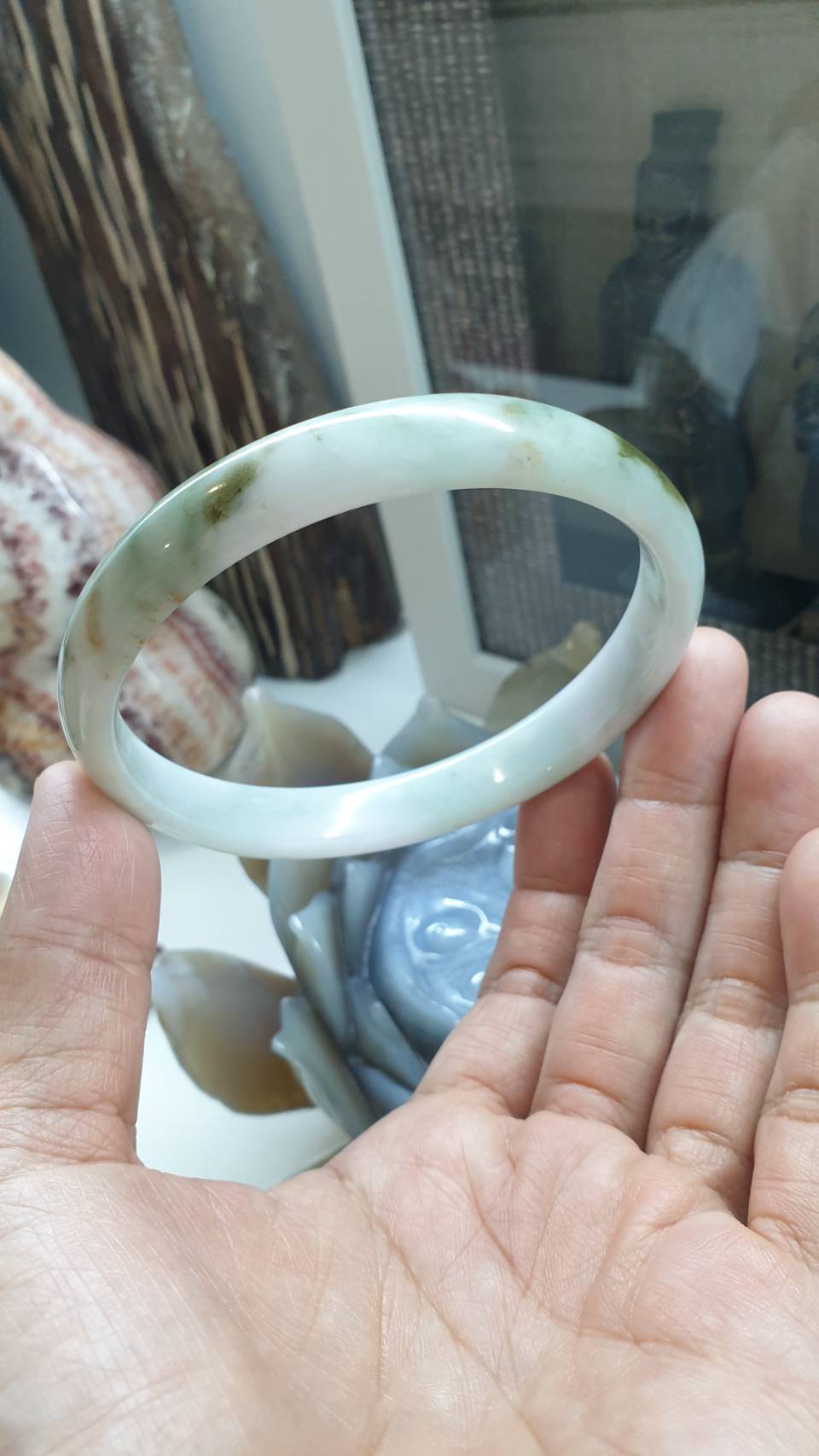 Plus Size Hok Lok Siew Bangle Size 72 - 73 Jade Vintage Bracelet