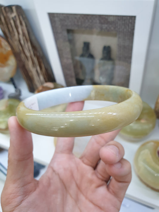 Plus Size Honey Jade Bangle Size 82 - 83 Type A Myanmar Jadeite - Vintage Bracelet
